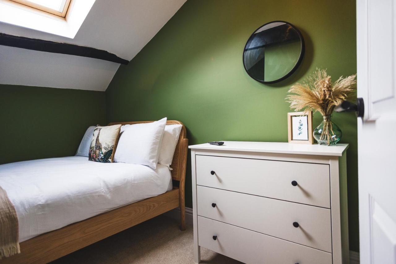 Cathys Cottage, Sun Trap Patio, Modern 3 Bed, Central, Parking Crewkerne Luaran gambar